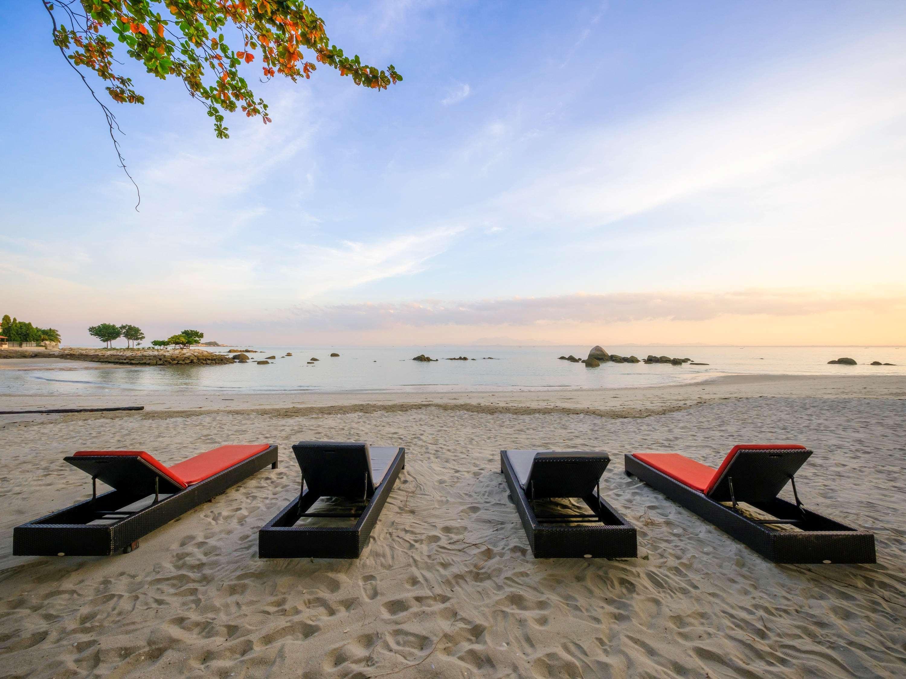 Mercure Penang Beach Tanjung Bungah  Zewnętrze zdjęcie