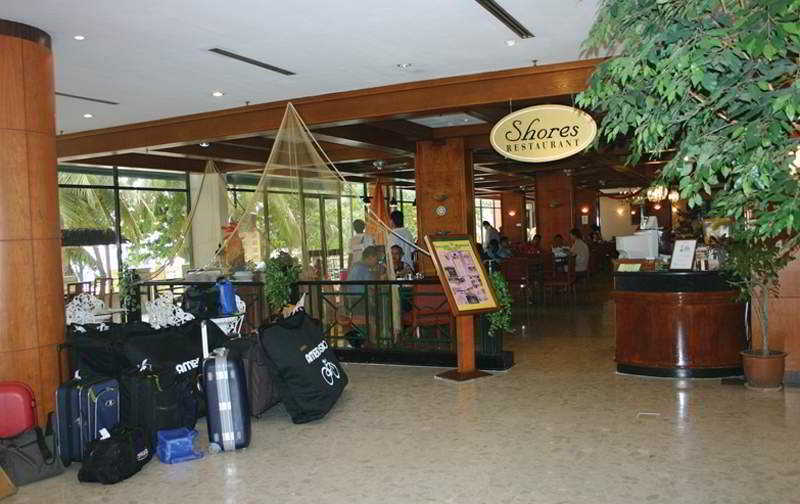 Mercure Penang Beach Tanjung Bungah  Zewnętrze zdjęcie