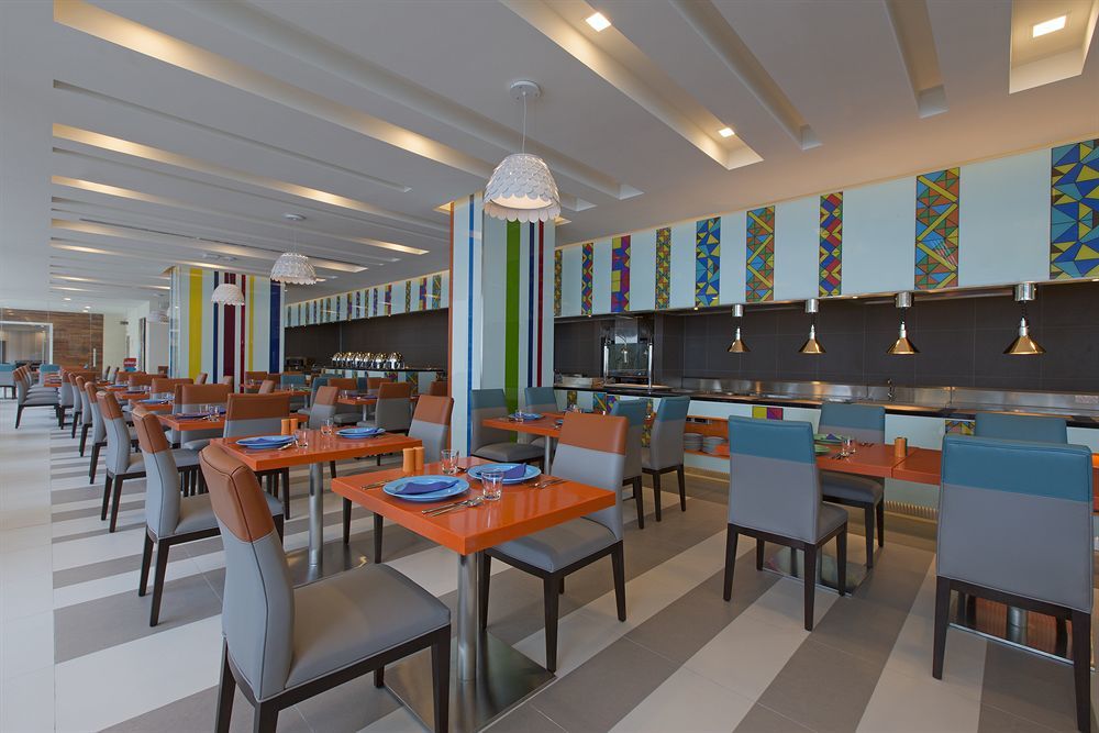 Mercure Penang Beach Tanjung Bungah  Zewnętrze zdjęcie